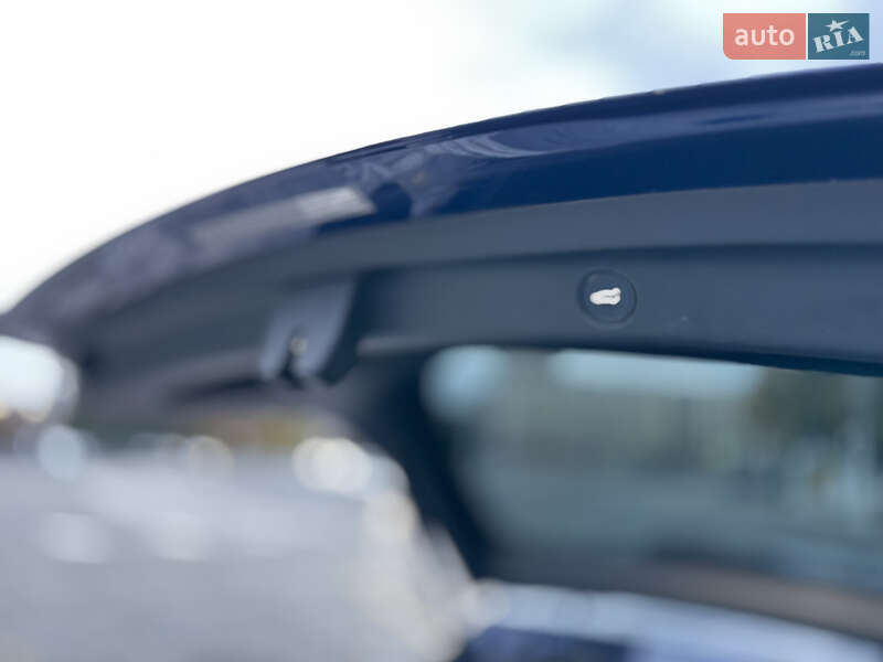Позашляховик / Кросовер Tesla Model Y 2021 в Харкові