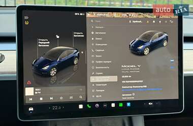 Позашляховик / Кросовер Tesla Model Y 2023 в 
