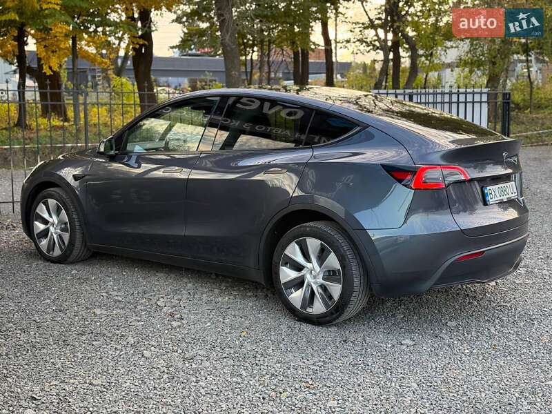 Позашляховик / Кросовер Tesla Model Y 2023 в Хмельницькому