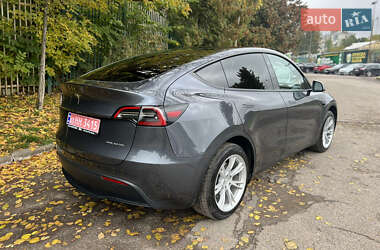 Внедорожник / Кроссовер Tesla Model Y 2023 в 