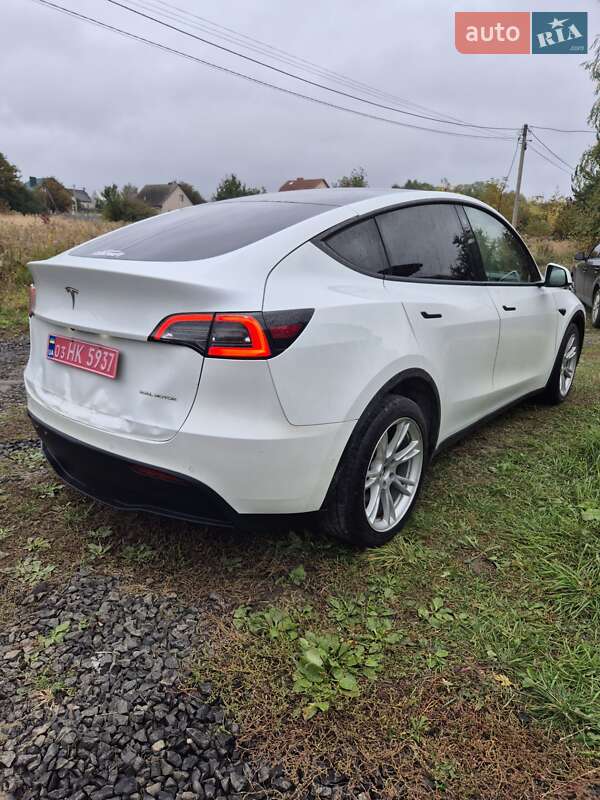 Внедорожник / Кроссовер Tesla Model Y 2020 в Луцке