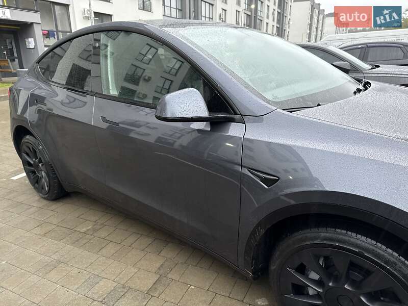 Внедорожник / Кроссовер Tesla Model Y 2022 в Львове
