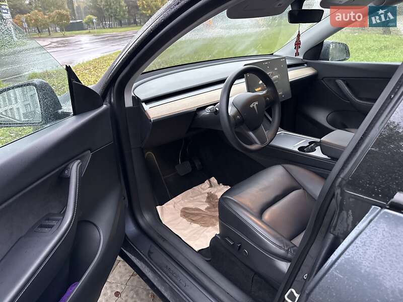 Внедорожник / Кроссовер Tesla Model Y 2022 в Львове