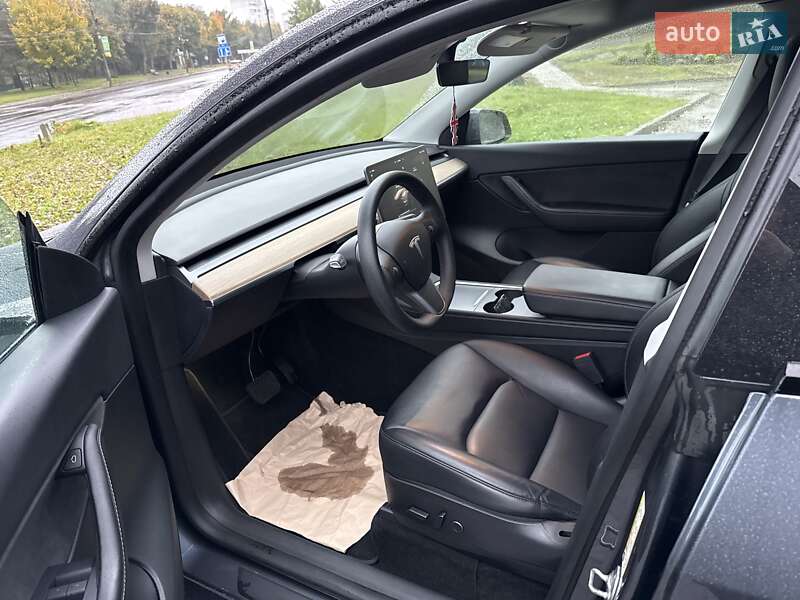 Внедорожник / Кроссовер Tesla Model Y 2022 в Львове