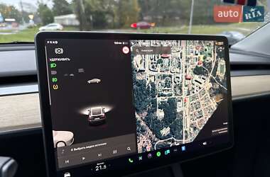 Позашляховик / Кросовер Tesla Model Y 2022 в 