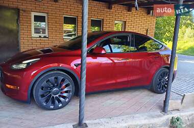 Позашляховик / Кросовер Tesla Model Y 2024 в 