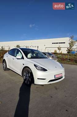 Внедорожник / Кроссовер Tesla Model Y 2023 в 
