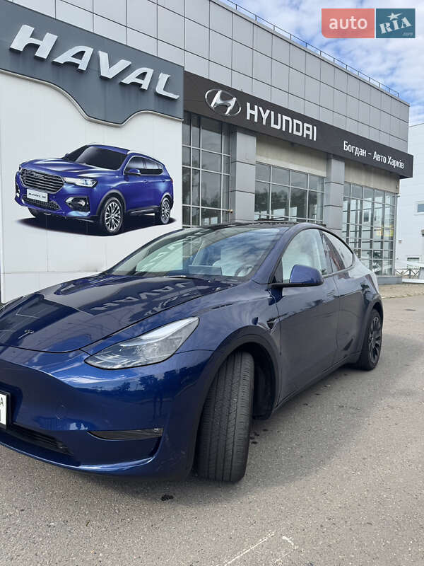 Внедорожник / Кроссовер Tesla Model Y 2023 в Харькове