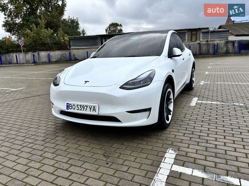 Внедорожник / Кроссовер Tesla Model Y 2023 в Тернополе фото 3 Внедорожник / Кроссовер Tesla Model Y 2023 в Тернополе