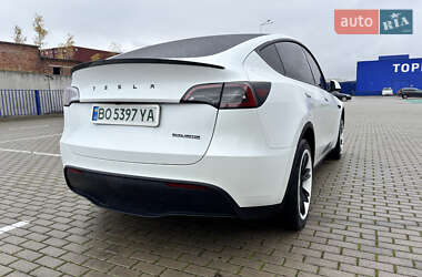 Внедорожник / Кроссовер Tesla Model Y 2023 в 