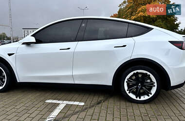 Внедорожник / Кроссовер Tesla Model Y 2023 в 
