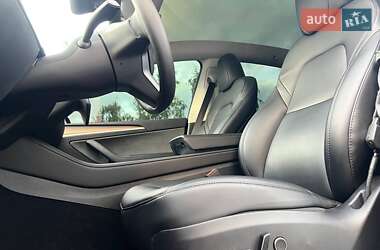 Внедорожник / Кроссовер Tesla Model Y 2023 в 