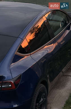 Внедорожник / Кроссовер Tesla Model Y 2022 в 