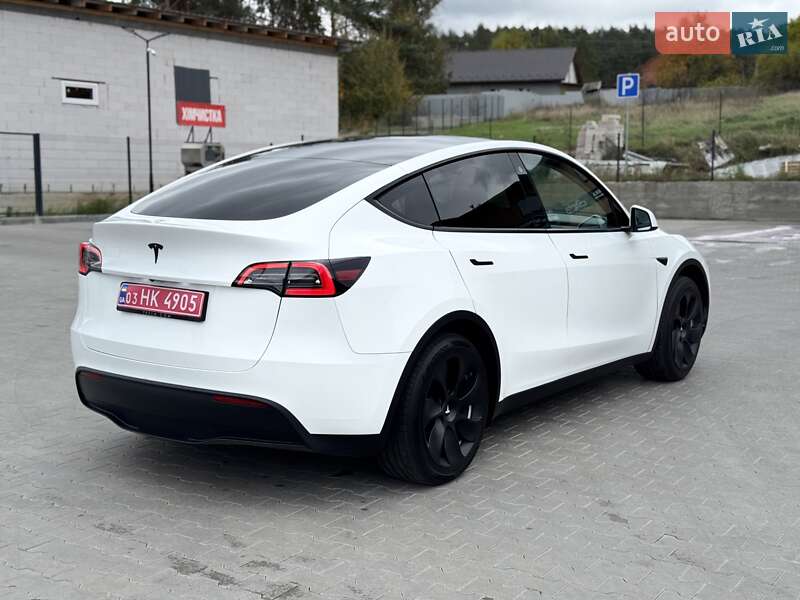 Позашляховик / Кросовер Tesla Model Y 2024 в Ірпені