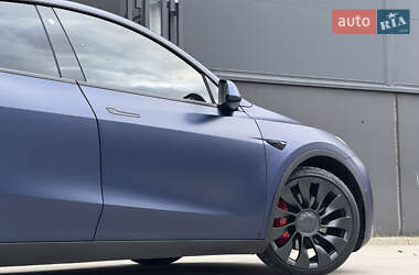 Внедорожник / Кроссовер Tesla Model Y 2021 в 
