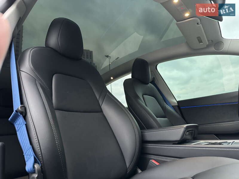 Позашляховик / Кросовер Tesla Model Y 2021 в Києві