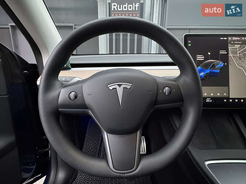 Позашляховик / Кросовер Tesla Model Y 2021 в Києві