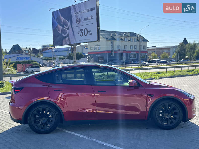 Позашляховик / Кросовер Tesla Model Y 2020 в Києві
