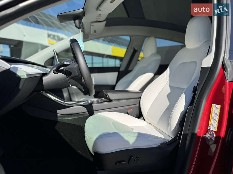 Позашляховик / Кросовер Tesla Model Y 2020 в Києві