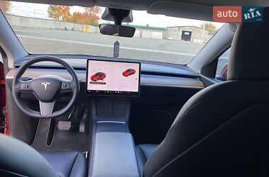 Внедорожник / Кроссовер Tesla Model Y 2022 в 