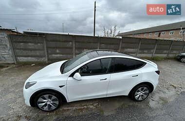Позашляховик / Кросовер Tesla Model Y 2022 в 