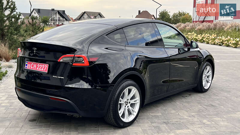 Внедорожник / Кроссовер Tesla Model Y 2023 в Луцке