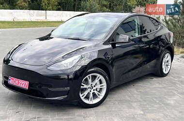 Внедорожник / Кроссовер Tesla Model Y 2023 в 