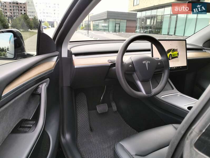 Позашляховик / Кросовер Tesla Model Y 2022 в Хмельницькому фото 22 Позашляховик / Кросовер Tesla Model Y 2022 в Хмельницькому