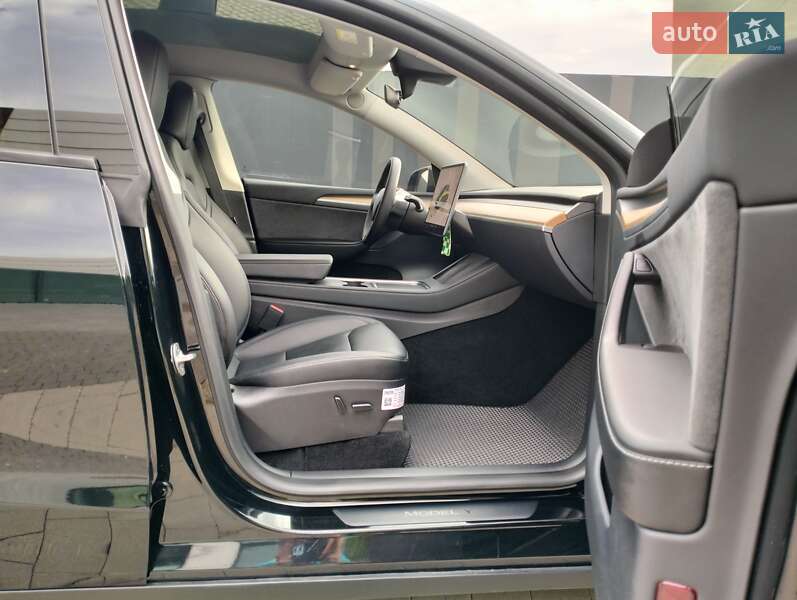 Позашляховик / Кросовер Tesla Model Y 2022 в Хмельницькому фото 29 Позашляховик / Кросовер Tesla Model Y 2022 в Хмельницькому