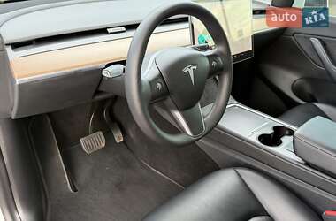 Позашляховик / Кросовер Tesla Model Y 2021 в 