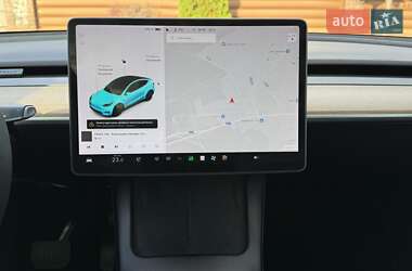Позашляховик / Кросовер Tesla Model Y 2021 в 