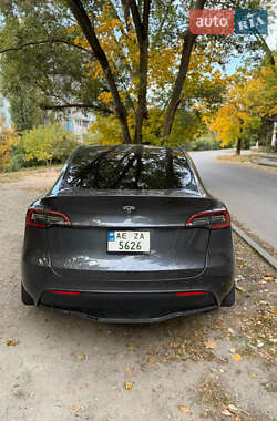 Позашляховик / Кросовер Tesla Model Y 2022 в 