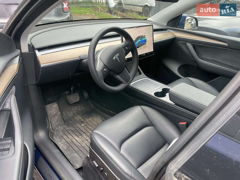 Позашляховик / Кросовер Tesla Model Y 2023 в Львові