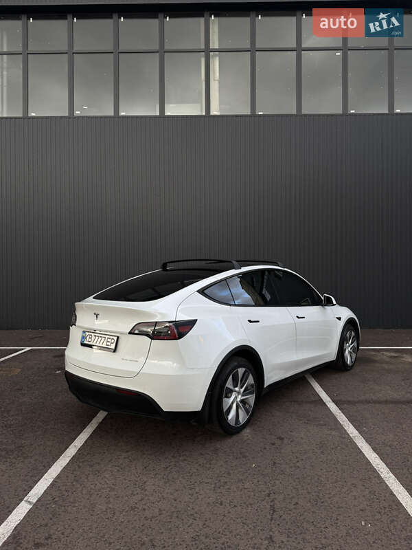 Позашляховик / Кросовер Tesla Model Y 2020 в Києві