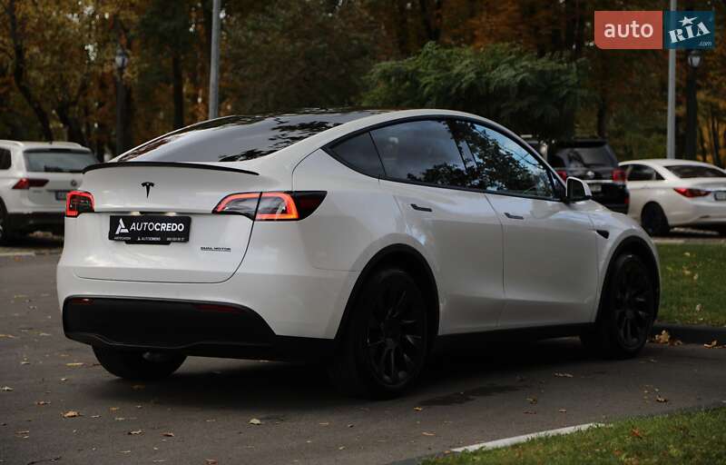 Позашляховик / Кросовер Tesla Model Y 2021 в Харкові фото 4 Позашляховик / Кросовер Tesla Model Y 2021 в Харкові