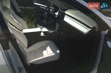 Позашляховик / Кросовер Tesla Model Y 2022 в 