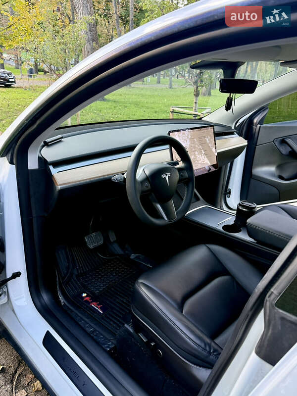 Внедорожник / Кроссовер Tesla Model Y 2021 в Киеве фото 7 Внедорожник / Кроссовер Tesla Model Y 2021 в Киеве