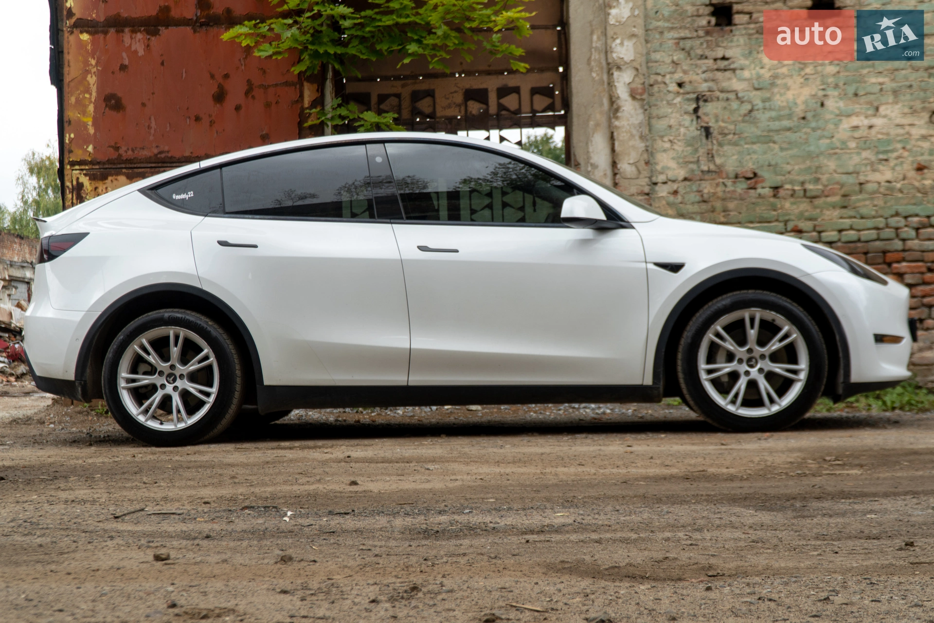2022 Tesla Model Y - мініатюра 8