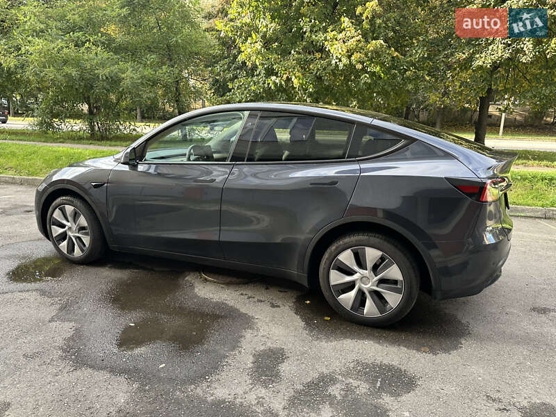 Внедорожник / Кроссовер Tesla Model Y 2024 в Львове фото 7 Внедорожник / Кроссовер Tesla Model Y 2024 в Львове