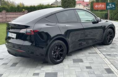 Внедорожник / Кроссовер Tesla Model Y 2024 в 