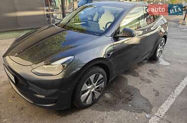 Внедорожник / Кроссовер Tesla Model Y 2024 в 