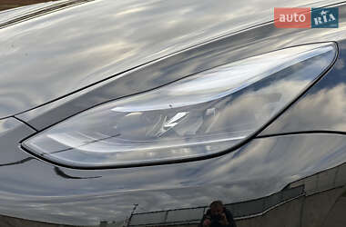Позашляховик / Кросовер Tesla Model Y 2023 в 