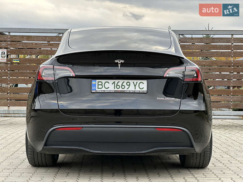 Внедорожник / Кроссовер Tesla Model Y 2023 в Стрые