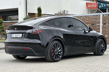Позашляховик / Кросовер Tesla Model Y 2023 в 