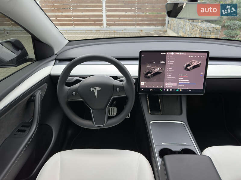 Внедорожник / Кроссовер Tesla Model Y 2023 в Стрые
