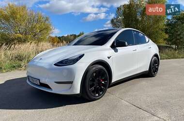 Внедорожник / Кроссовер Tesla Model Y 2021 в 