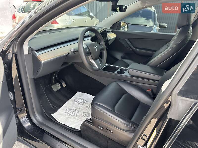 Позашляховик / Кросовер Tesla Model Y 2022 в Вінниці фото 13 Позашляховик / Кросовер Tesla Model Y 2022 в Вінниці