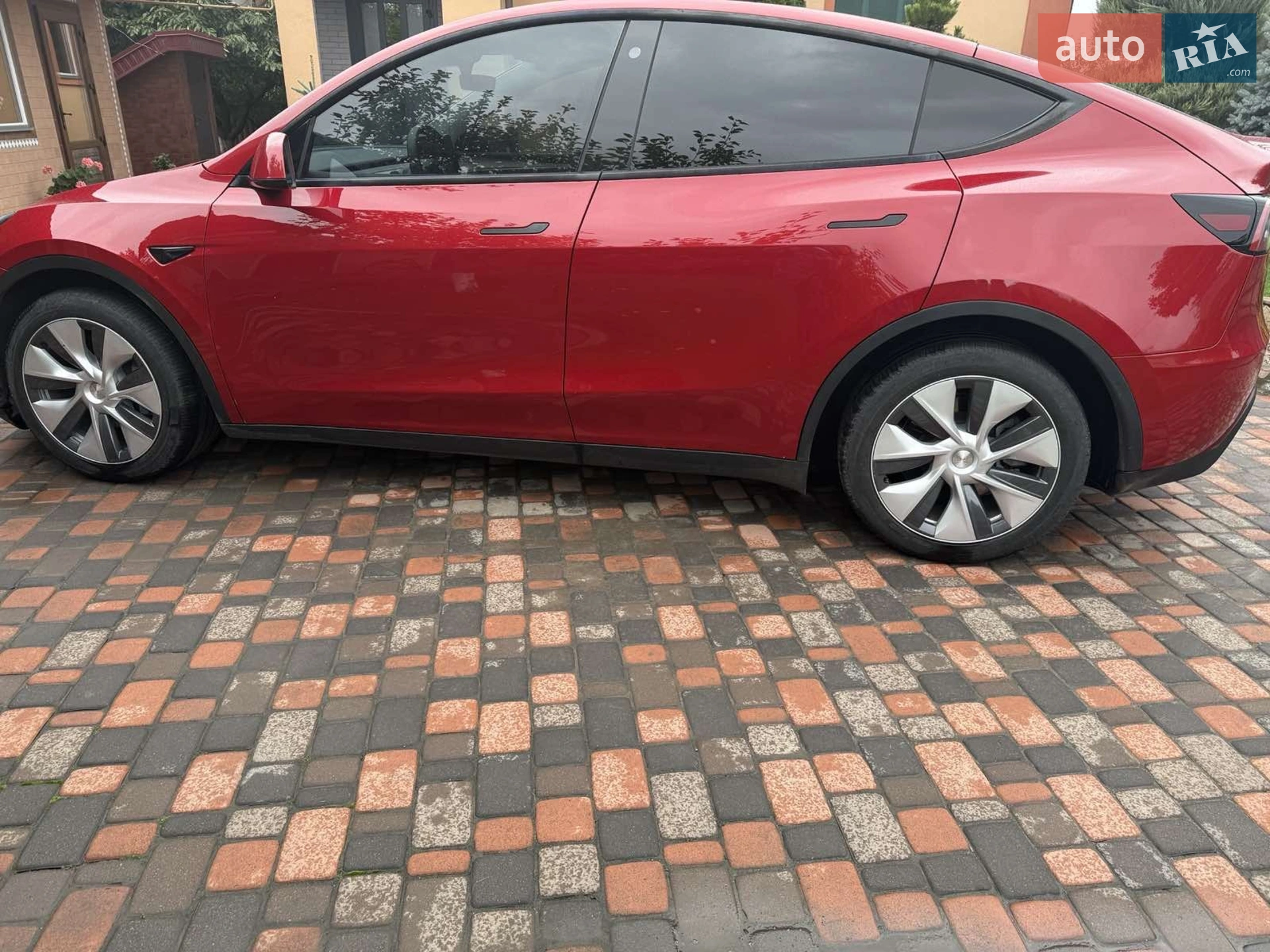 2023 Tesla Model Y - мініатюра 2