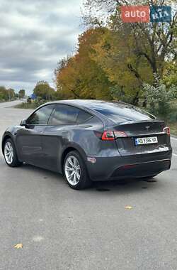 Внедорожник / Кроссовер Tesla Model Y 2023 в 