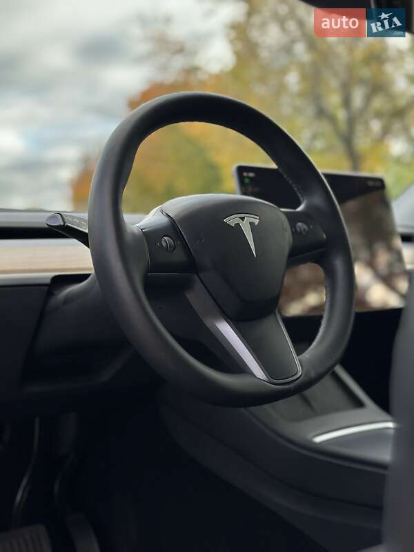 Внедорожник / Кроссовер Tesla Model Y 2023 в Виннице